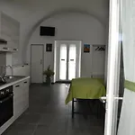 Le Casette Della Panoramica Monte SantʼAngelo